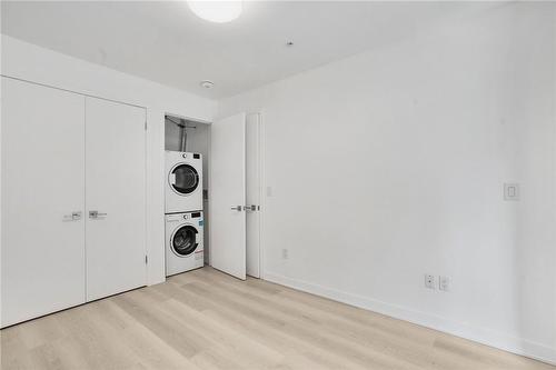 467 Charlton Avenue E|Unit #202, Hamilton, ON - Indoor Photo Showing Laundry Room