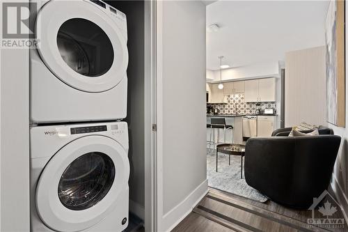 388 Chapel Street, Ottawa, ON - Indoor Photo Showing Laundry Room