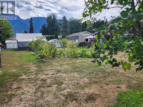 177 4Th Avenue, Grindrod, BC 