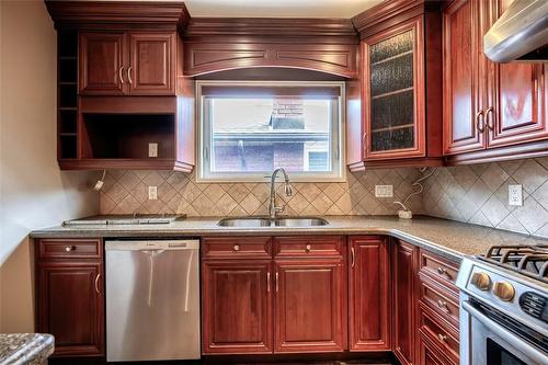 15 Kingsberry Street, Hamilton, ON - Indoor Photo Showing Kitchen With Double Sink