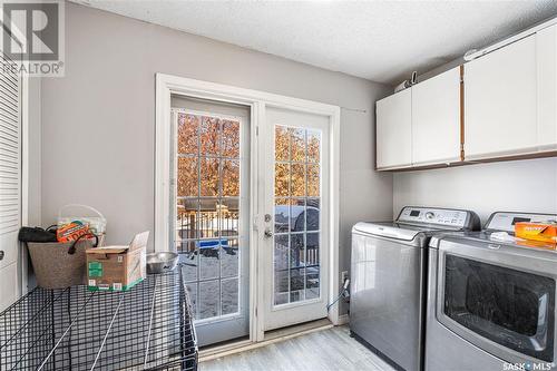 6 4Th Ave Court, Allan, SK - Indoor Photo Showing Laundry Room