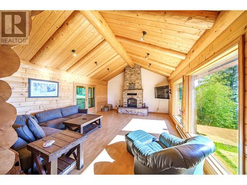 7383 Johnstone Road, Bridge Lake, BC - Indoor With Fireplace