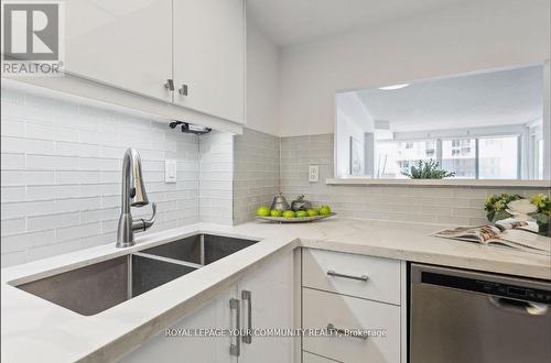 605 - 7 Broadway Avenue, Toronto, ON - Indoor Photo Showing Kitchen With Double Sink