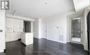 320 - 9075 Jane Street, Vaughan, ON  - Indoor Photo Showing Kitchen 