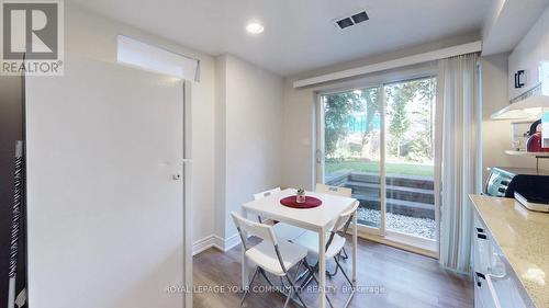 59 Golf Links Drive, Aurora, ON - Indoor Photo Showing Dining Room