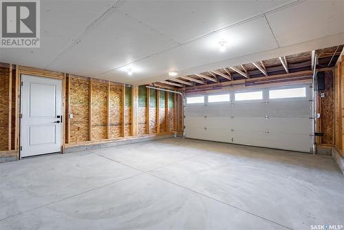 303 Sharma Crescent, Saskatoon, SK - Indoor Photo Showing Garage