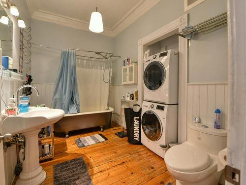 Bathroom - 3917  - 3919 Rue Drolet, Montréal (Le Plateau-Mont-Royal), QC - Indoor Photo Showing Laundry Room