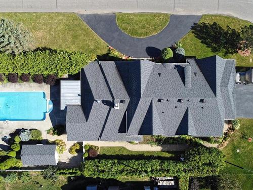 Aerial photo - 8 Rue Du Dauphin, Saint-Sauveur, QC - Outdoor With In Ground Pool