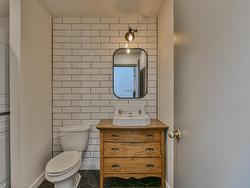 Powder room - 