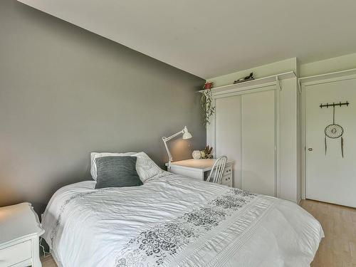 Chambre Ã Â coucher - 5-15 Rue Félix-Leclerc, Sainte-Agathe-Des-Monts, QC - Indoor Photo Showing Bedroom