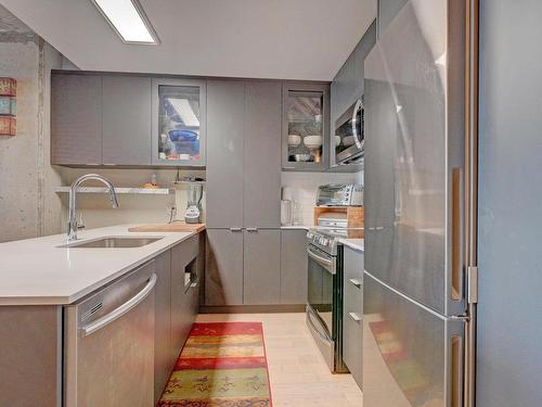 Kitchen - 842-5100 Rue Molson, Montréal (Rosemont/La Petite-Patrie), QC - Indoor Photo Showing Kitchen With Upgraded Kitchen