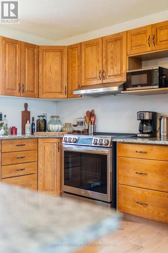 8 Parkside Road, Belleville, ON - Indoor Photo Showing Kitchen