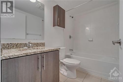456 King Edward Avenue Unit#301, Ottawa, ON - Indoor Photo Showing Bathroom