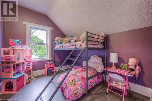 832 James Street, Woodstock, ON - Indoor Photo Showing Bedroom