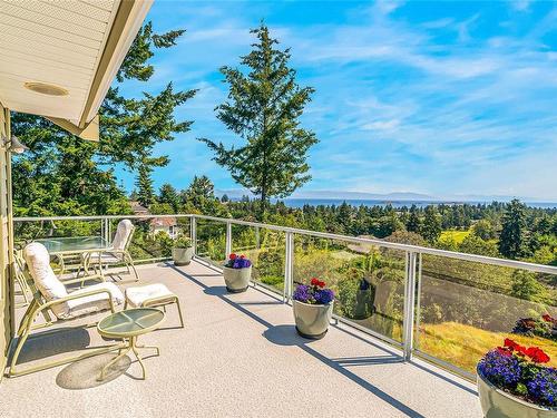 3510 Cambridge Rd, Nanoose Bay, BC 