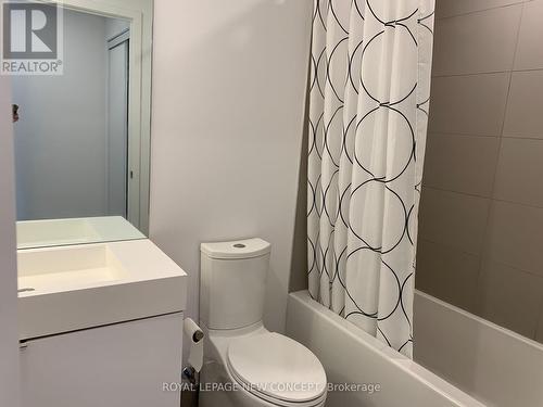 2508 - 33 Helendale Avenue, Toronto, ON - Indoor Photo Showing Bathroom