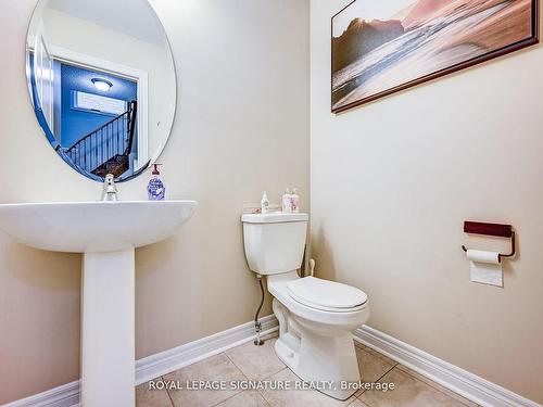 15 Yardmaster Dr, Brampton, ON - Indoor Photo Showing Bathroom