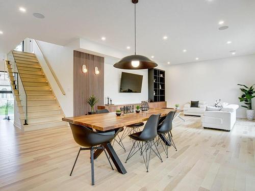 Dining room - 995 Rue Robert, Brossard, QC - Indoor Photo Showing Dining Room