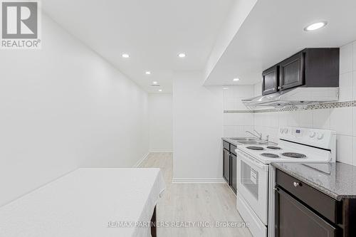 40 Crown Acres Court, Toronto, ON - Indoor Photo Showing Kitchen