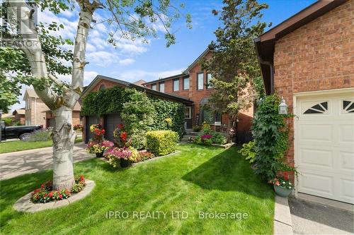 77 Lord Simcoe Drive, Brampton (Westgate), ON - Outdoor