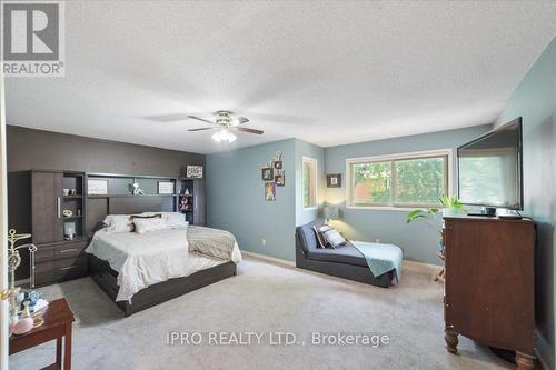 77 Lord Simcoe Drive, Brampton (Westgate), ON - Indoor Photo Showing Bedroom