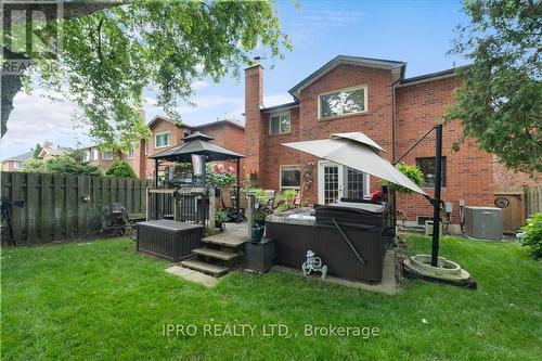 77 Lord Simcoe Drive, Brampton (Westgate), ON - Outdoor