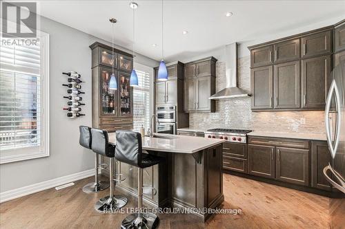 3281 Preserve Drive, Oakville, ON - Indoor Photo Showing Kitchen With Upgraded Kitchen