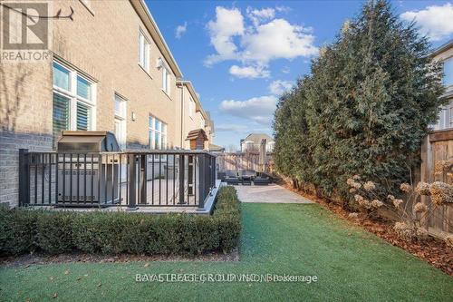 3281 Preserve Drive, Oakville, ON - Outdoor