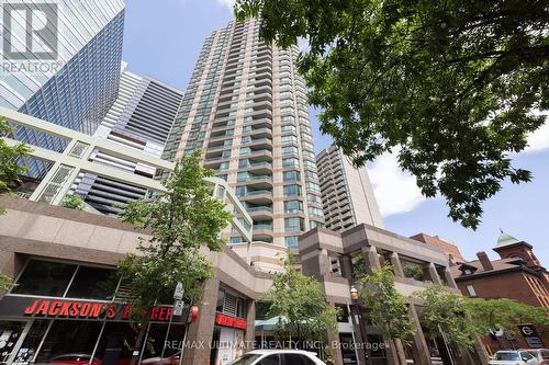 900 - 38 Elm Street, Toronto, ON - Outdoor With Facade