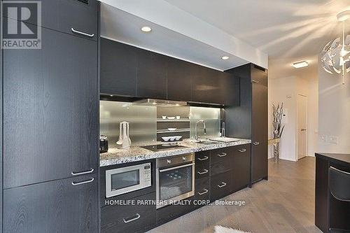 4007 - 45 Charles Street E, Toronto, ON - Indoor Photo Showing Kitchen With Stainless Steel Kitchen With Upgraded Kitchen