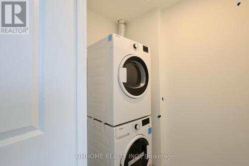5107 - 395 Bloor Street E, Toronto, ON - Indoor Photo Showing Laundry Room