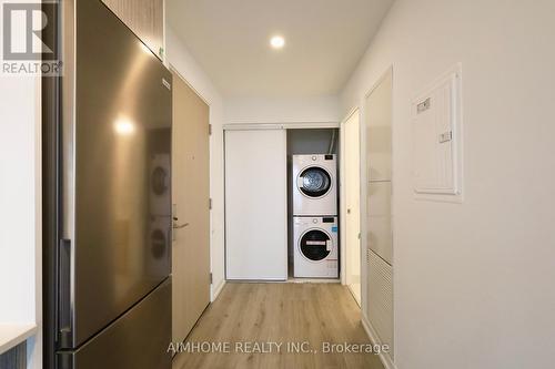 4706 - 395 Bloor Street E, Toronto, ON - Indoor Photo Showing Laundry Room