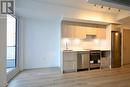 4706 - 395 Bloor Street E, Toronto, ON  - Indoor Photo Showing Kitchen 