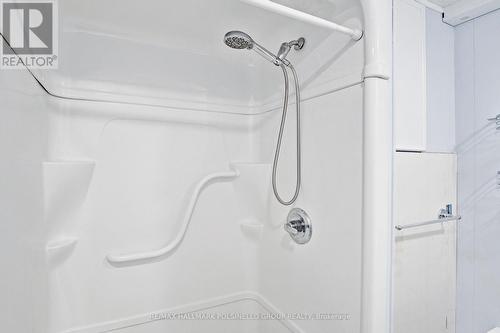 59 Hawthorne Drive, Innisfil, ON - Indoor Photo Showing Bathroom
