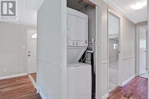 59 Hawthorne Drive, Innisfil, ON - Indoor Photo Showing Laundry Room
