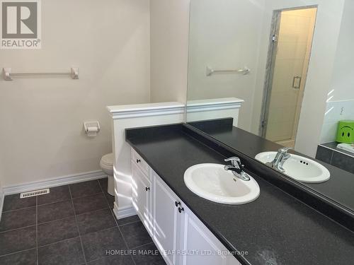 14 Nightland Court, Brampton, ON - Indoor Photo Showing Bathroom