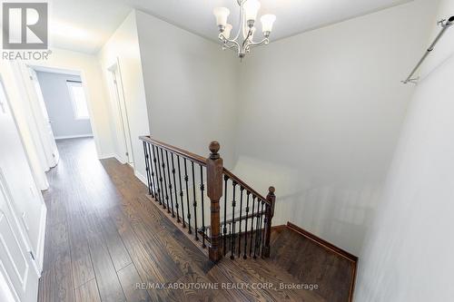 374 Spring Blossom Crescent, Oakville, ON - Indoor Photo Showing Other Room