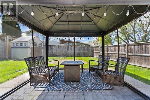 49 Royal Oak Drive, St. Catharines, ON - Outdoor With Deck Patio Veranda With Exterior