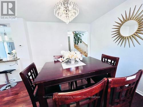 568 Marlatt Drive, Oakville (River Oaks), ON - Indoor Photo Showing Dining Room