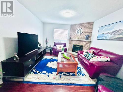 568 Marlatt Drive, Oakville, ON - Indoor Photo Showing Living Room With Fireplace