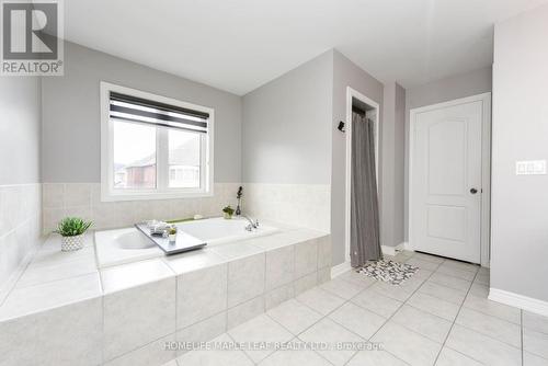 84 Latania Boulevard, Brampton, ON - Indoor Photo Showing Bathroom