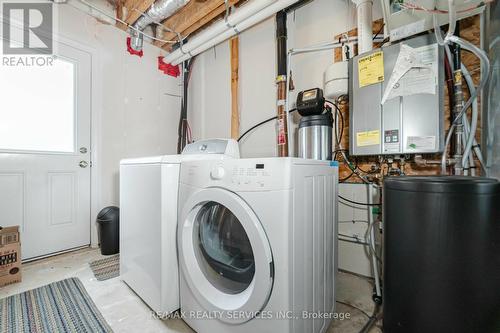 78 Stewardship Road, Brampton, ON - Indoor Photo Showing Laundry Room