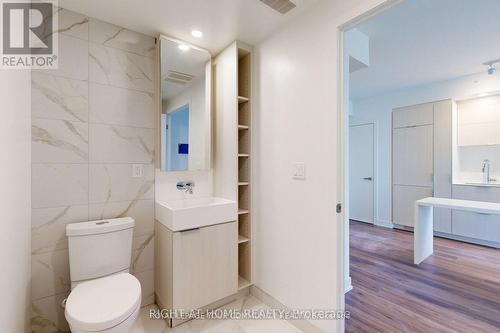 1006 - 370 Martha Street, Burlington, ON - Indoor Photo Showing Bathroom