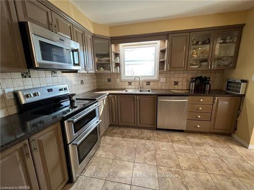 88 Beverly Rd, North Bay, ON - Indoor Photo Showing Kitchen With Double Sink