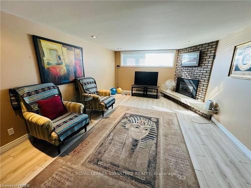 88 Beverly Rd, North Bay, ON - Indoor Photo Showing Living Room With Fireplace