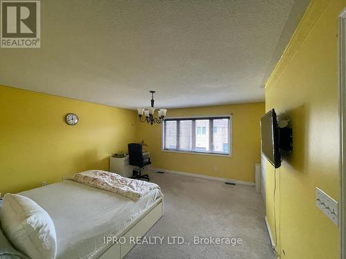 23 Quail Hollow Drive, Markham, ON - Indoor Photo Showing Bedroom