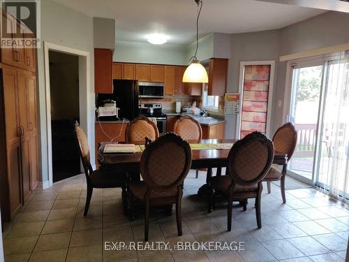 10 Olde Town Road, Brampton, ON - Indoor Photo Showing Dining Room