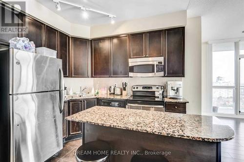 2407 - 225 Webb Drive, Mississauga, ON - Indoor Photo Showing Kitchen With Upgraded Kitchen