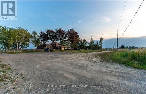 8387 Mayfield Road, Brampton, ON - Outdoor With View