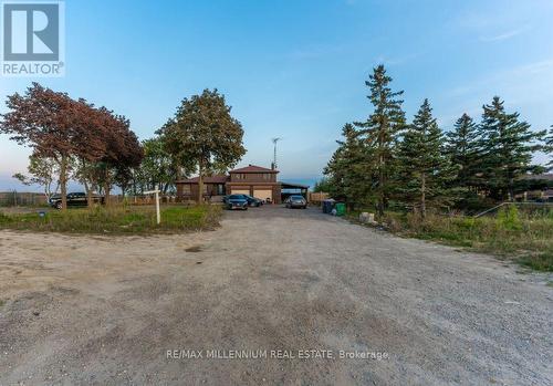 8387 Mayfield Road, Brampton, ON - Outdoor